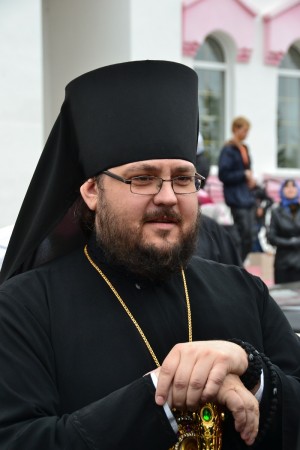 Поздравление епископа Иннокентия с наступающими праздниками