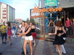 юрга, вечеринка в Марселе, сальса