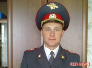 Инспектор ДПС Сергей ШАМАНАЕВ, спасший девушку ценой своей жизни