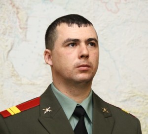 Сержант Михаил МАКАРЕЦ, военнослужащий из Юрги, получил награду за спасение женщины и двоих детей на пожаре