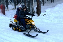 В Юрге проводится тест-драйв снегоходов «Динго»