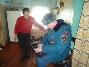 ЮГС: В Юргинском районе прошел рейд по проверке противопожарного состояния частных жилых домов
