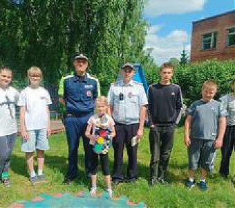 Я знаю и соблюдаю правила дорожного движения