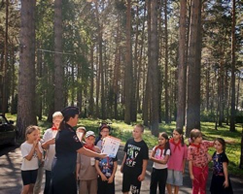 Детям о безопасности на дороге