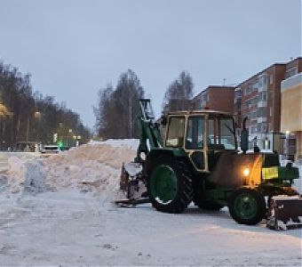 Внимание: уборка снега, просим убрать личный транспорт!
