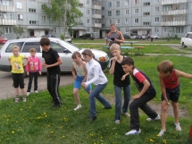На спортплощадках  в  честь  дня  России