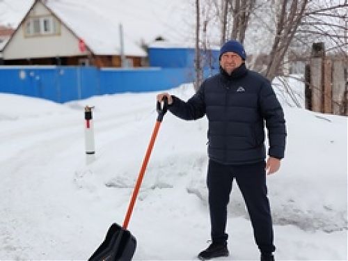 Юргинский пенсионер МВД задержал с поличным наркозакладчика