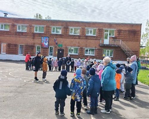 Учим безопасности на дороге с детства!