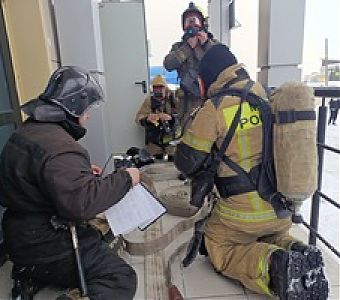 В торговом центре потушен пожар, спасены люди